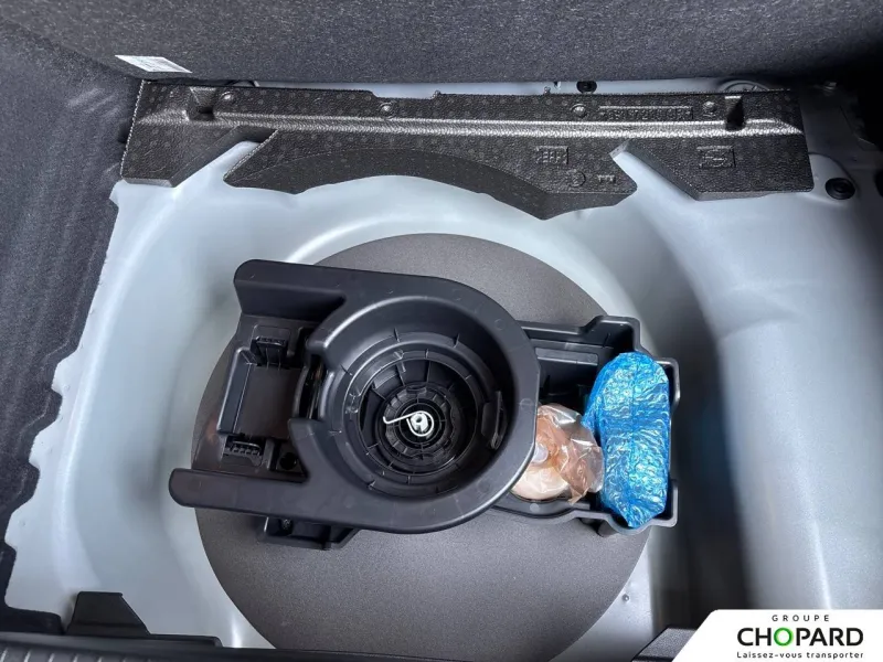 Image secondaire du véhicule 14