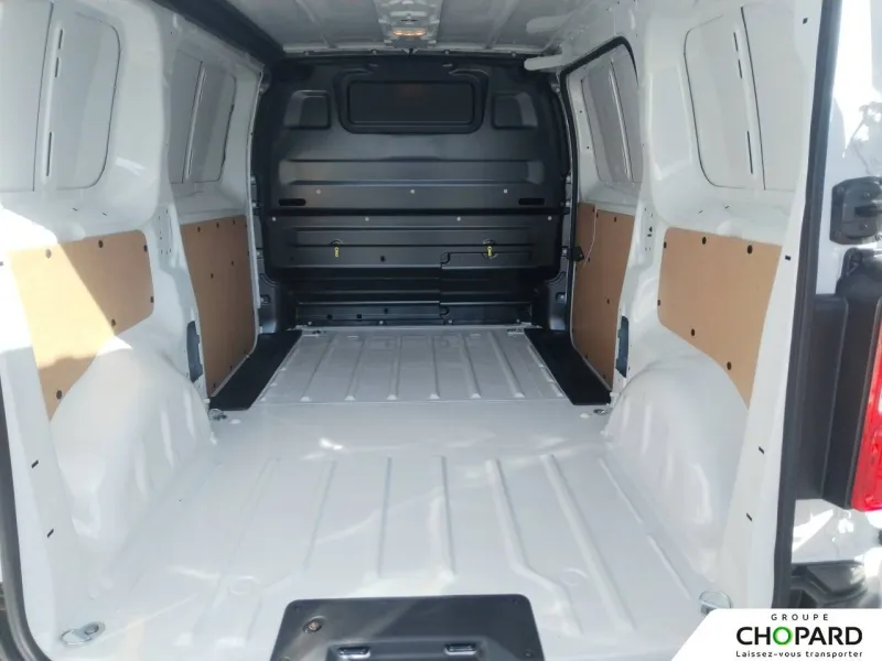 Image secondaire du véhicule 9