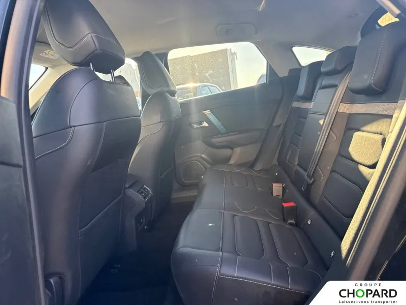 Image secondaire du véhicule 12