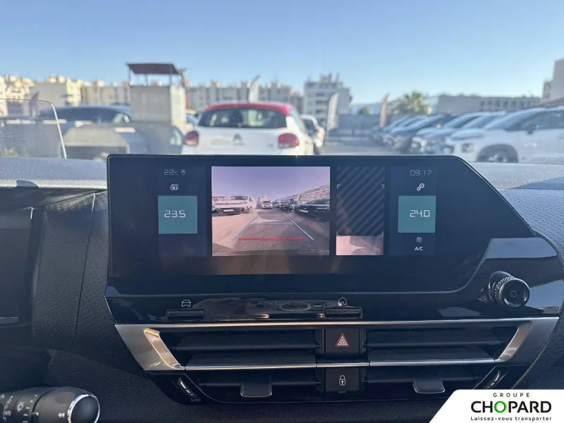 Image secondaire du véhicule 14