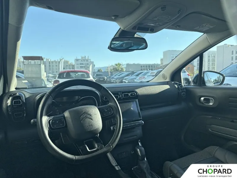 Image secondaire du véhicule 11