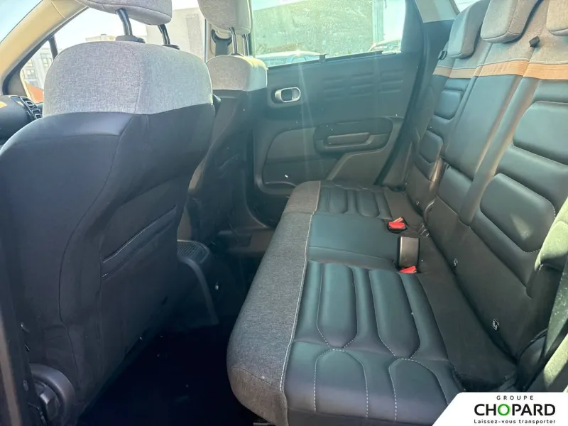 Image secondaire du véhicule 12