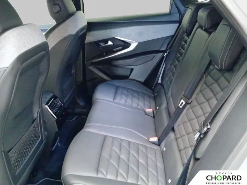 Image secondaire du véhicule 10