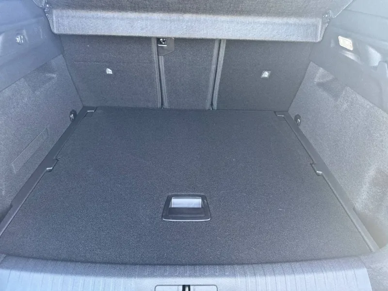 Image secondaire du véhicule 9