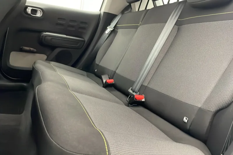 Image secondaire du véhicule 15