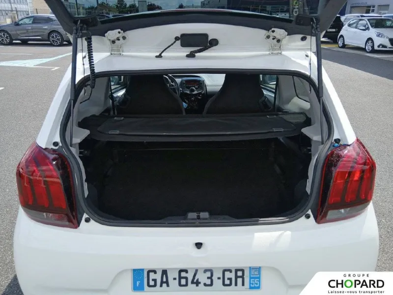 Image secondaire du véhicule 9