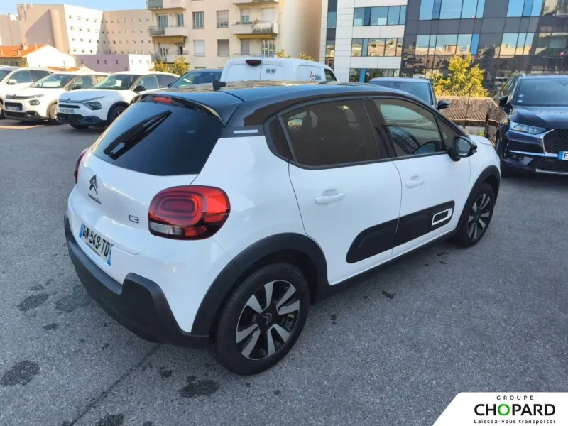 Image secondaire du véhicule 9