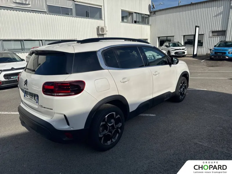 Image secondaire du véhicule 9