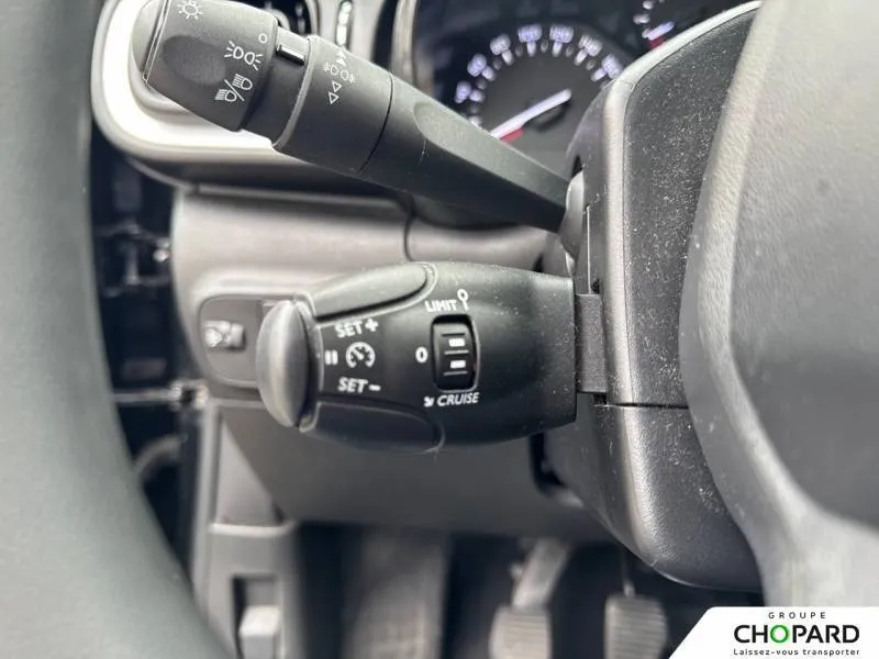 Image secondaire du véhicule 10