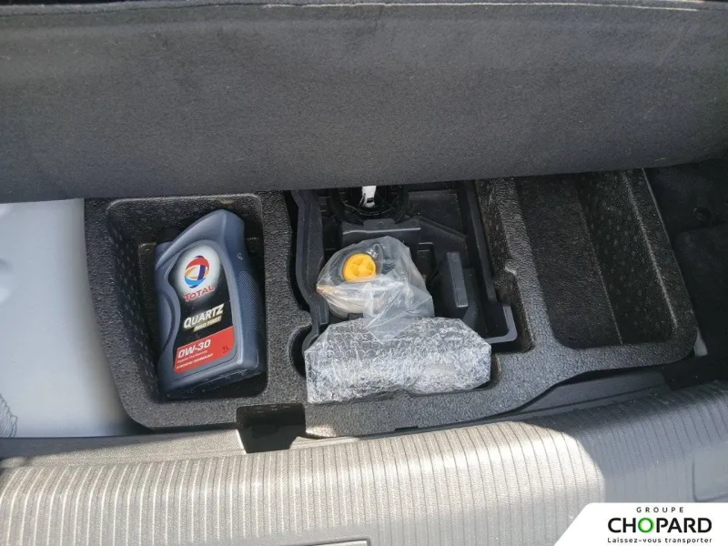 Image secondaire du véhicule 25