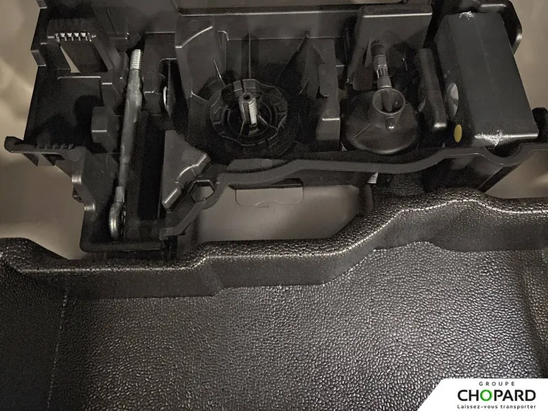 Image secondaire du véhicule 25