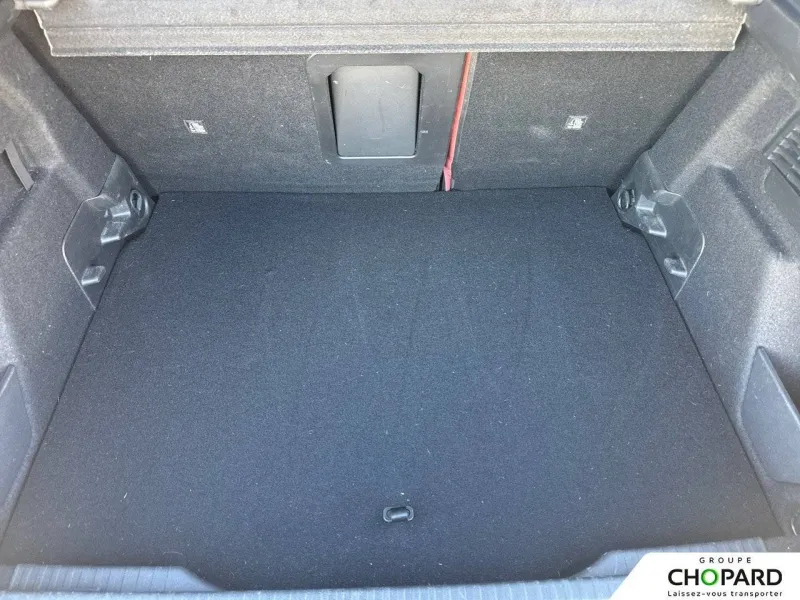 Image secondaire du véhicule 9