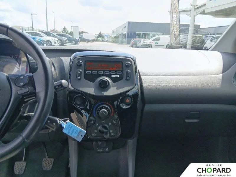 Image secondaire du véhicule 13