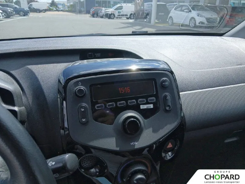 Image secondaire du véhicule 15