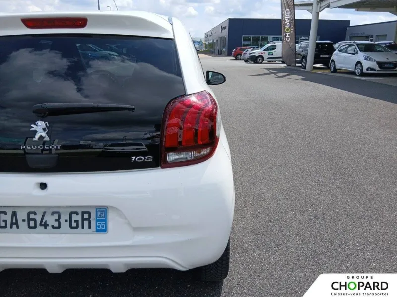 Image secondaire du véhicule 24