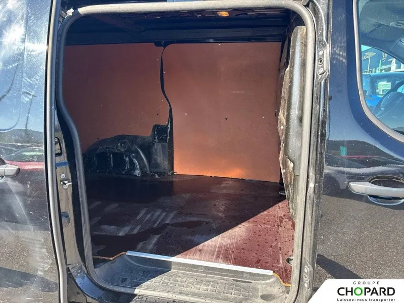 Image secondaire du véhicule 19