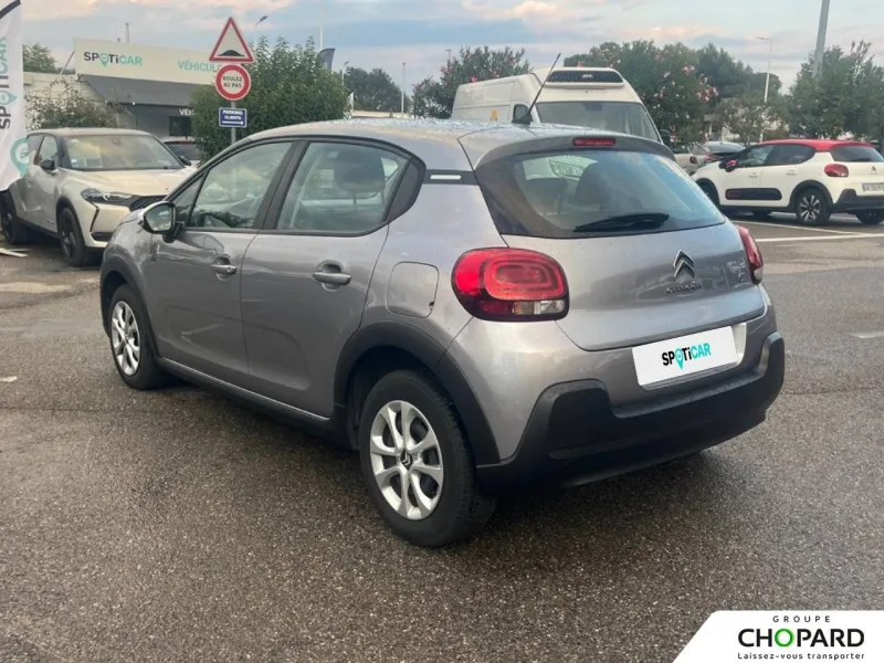 Image secondaire du véhicule 8