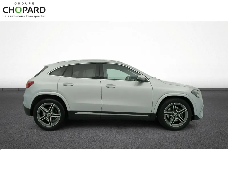 Image secondaire du véhicule 11