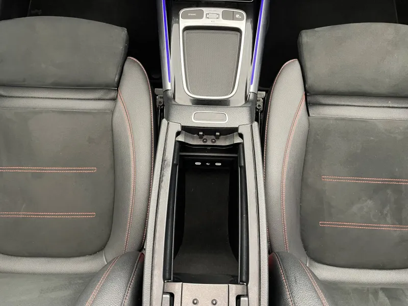 Image secondaire du véhicule 32