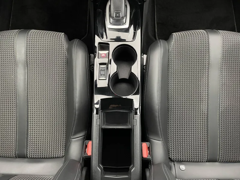 Image secondaire du véhicule 32