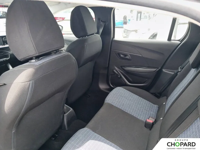 Image secondaire du véhicule 12