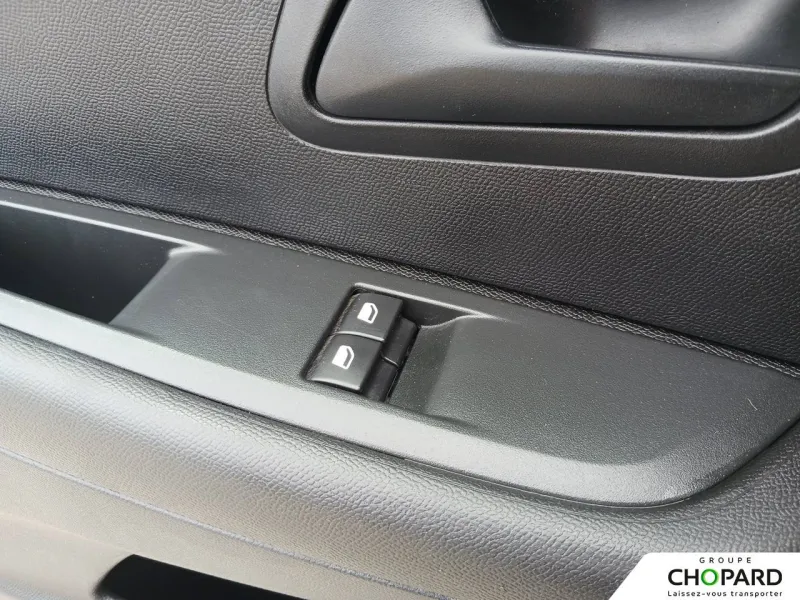 Image secondaire du véhicule 15