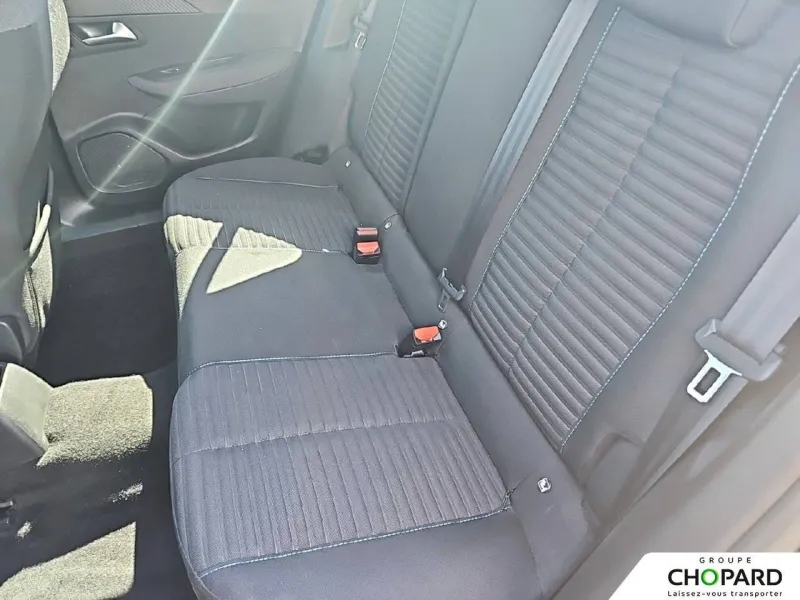 Image secondaire du véhicule 8