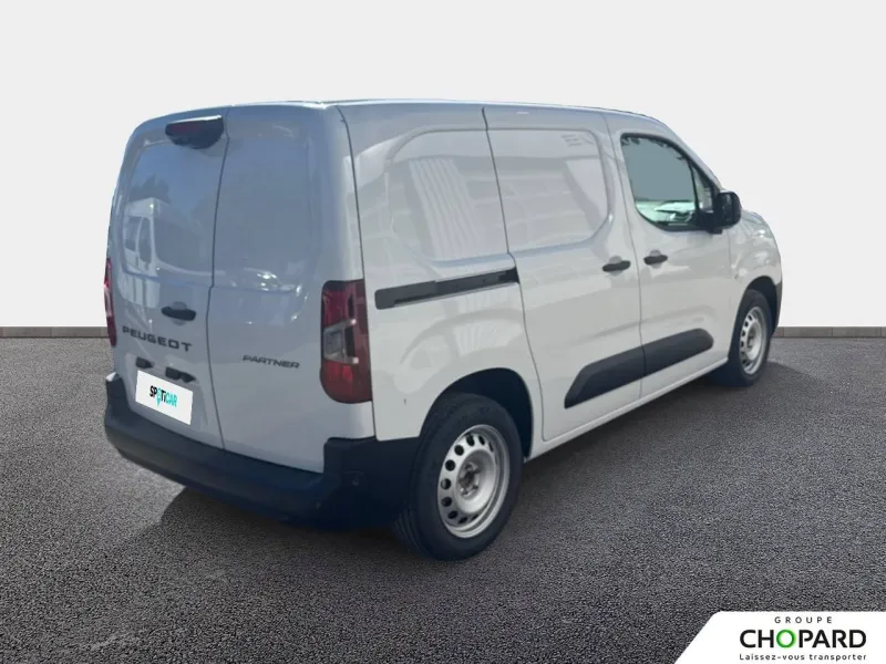 Image secondaire du véhicule 4