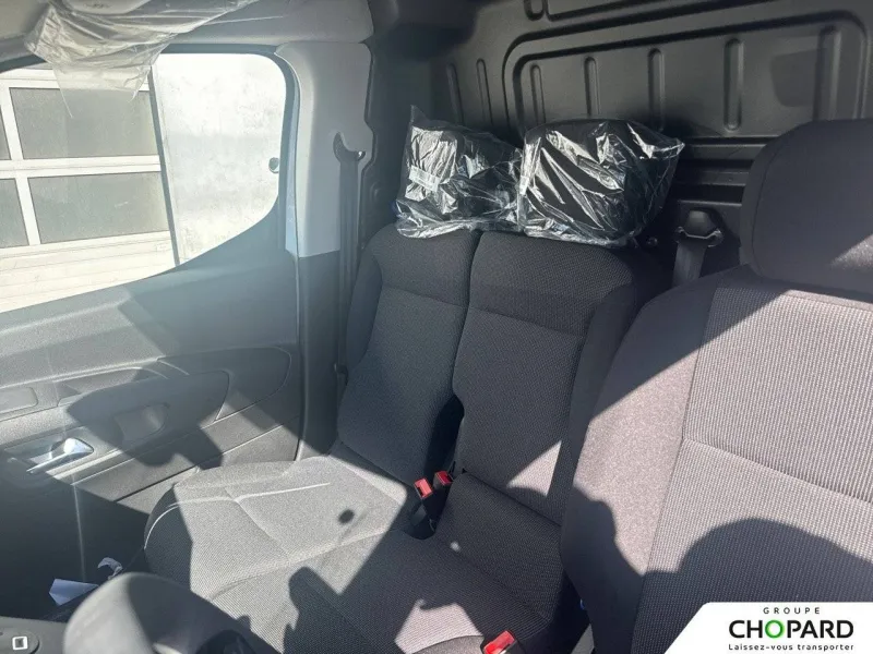 Image secondaire du véhicule 19