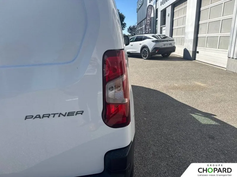 Image secondaire du véhicule 24