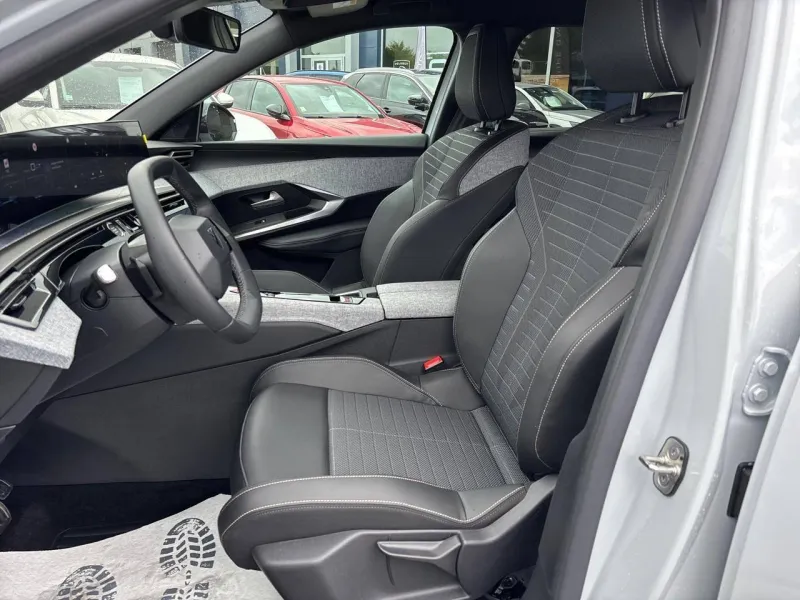 Image secondaire du véhicule 8