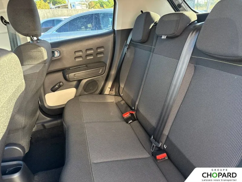 Image secondaire du véhicule 12