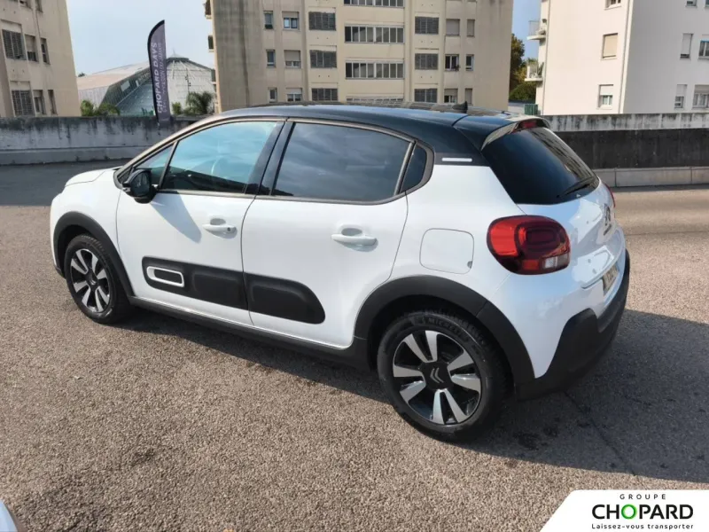 Image secondaire du véhicule 8