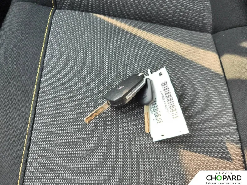 Image secondaire du véhicule 15