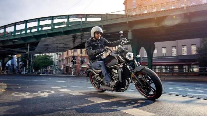 Kawasaki Vulcan S : 3/4 avant