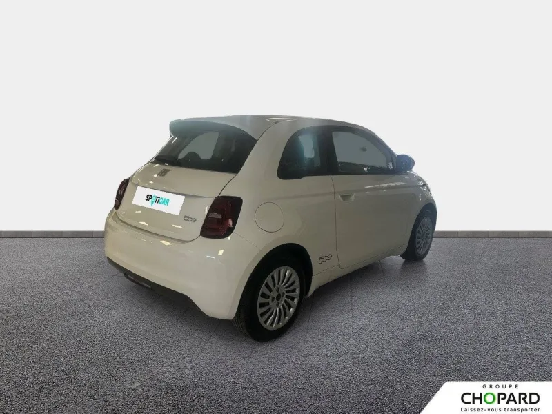 Image secondaire du véhicule 9