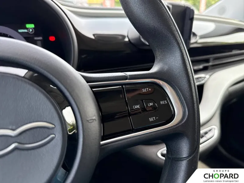 Image secondaire du véhicule 15