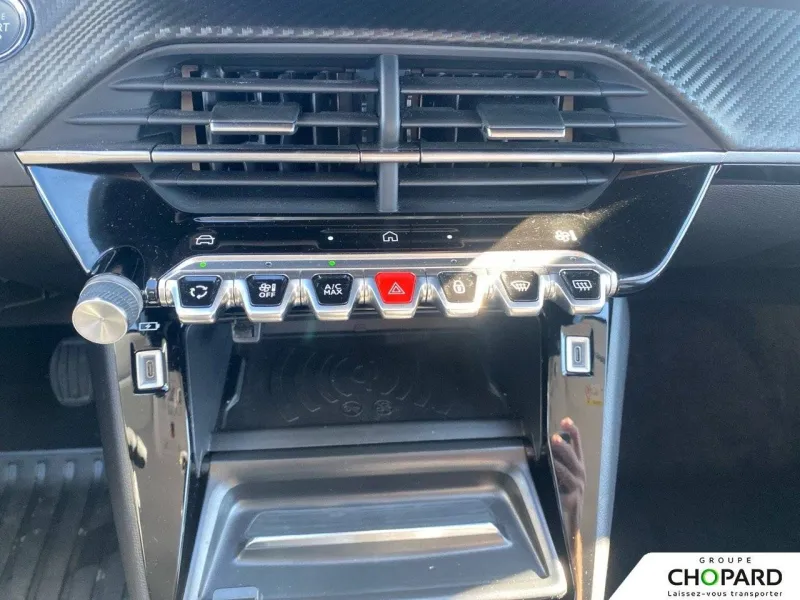 Image secondaire du véhicule 24