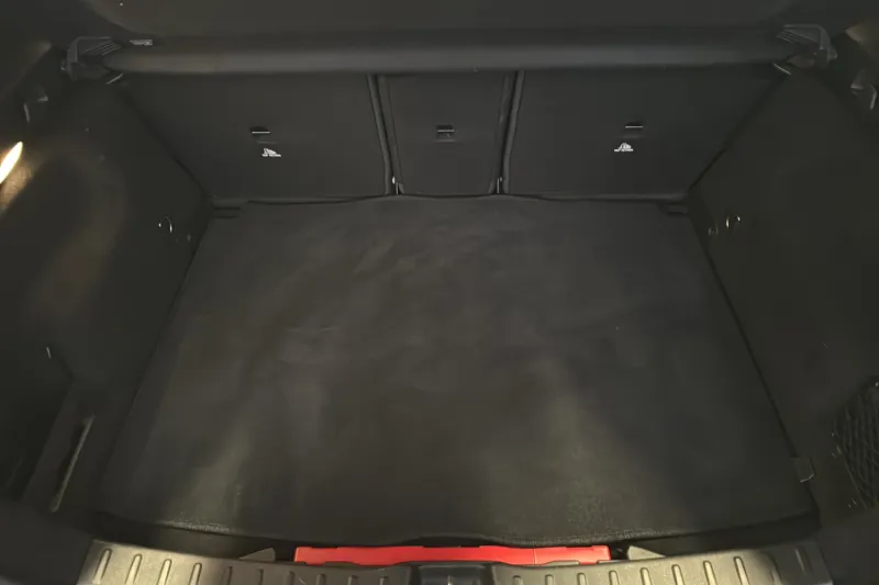 Image secondaire du véhicule 10