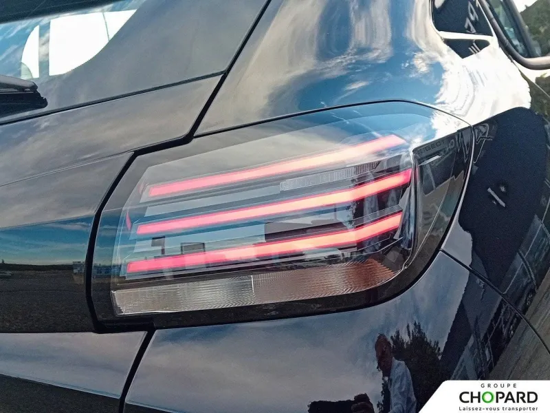 Image secondaire du véhicule 24