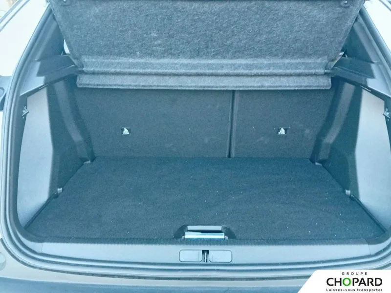 Image secondaire du véhicule 9