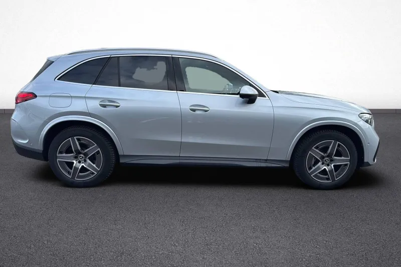 Image secondaire du véhicule 8