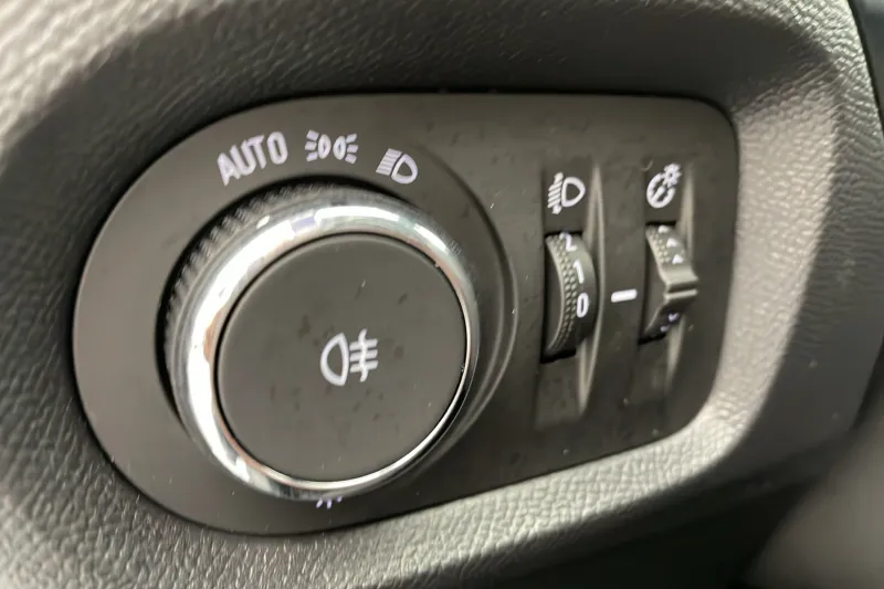 Image secondaire du véhicule 44