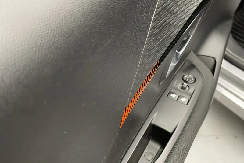 Image secondaire du véhicule 14