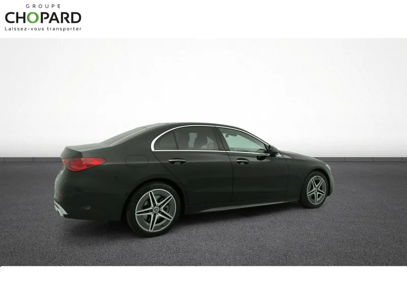 Image secondaire du véhicule 10