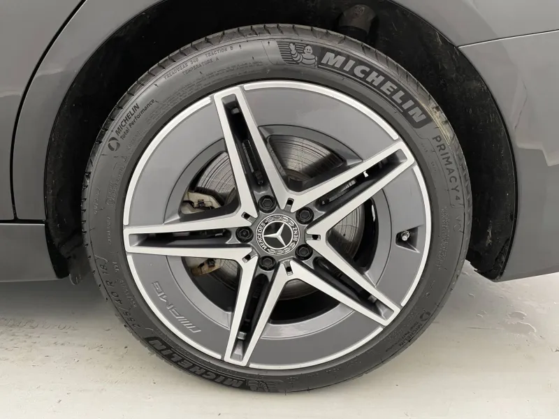 Image secondaire du véhicule 18