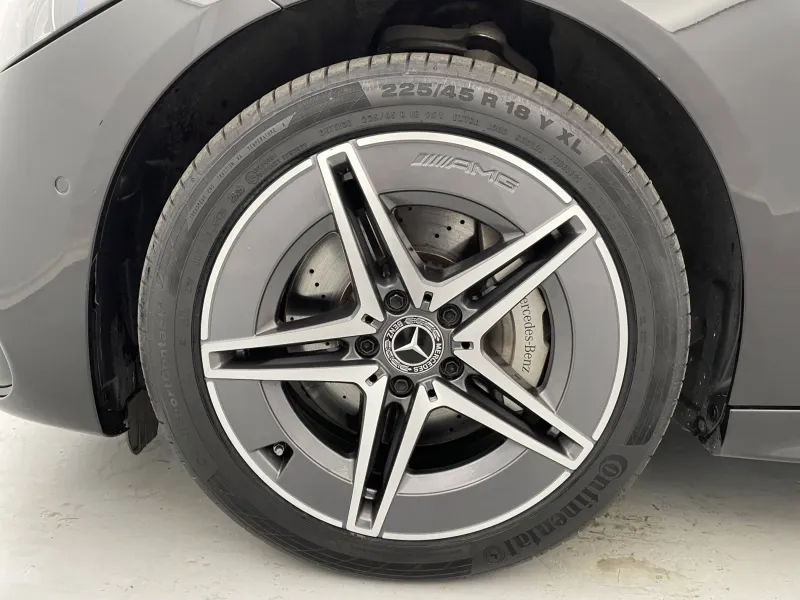 Image secondaire du véhicule 19