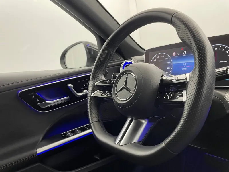 Image secondaire du véhicule 25