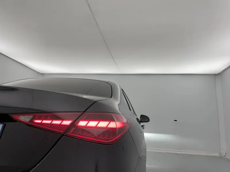 Image secondaire du véhicule 32