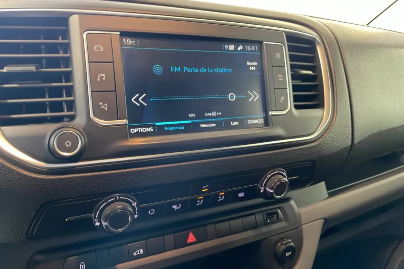 Image secondaire du véhicule 40